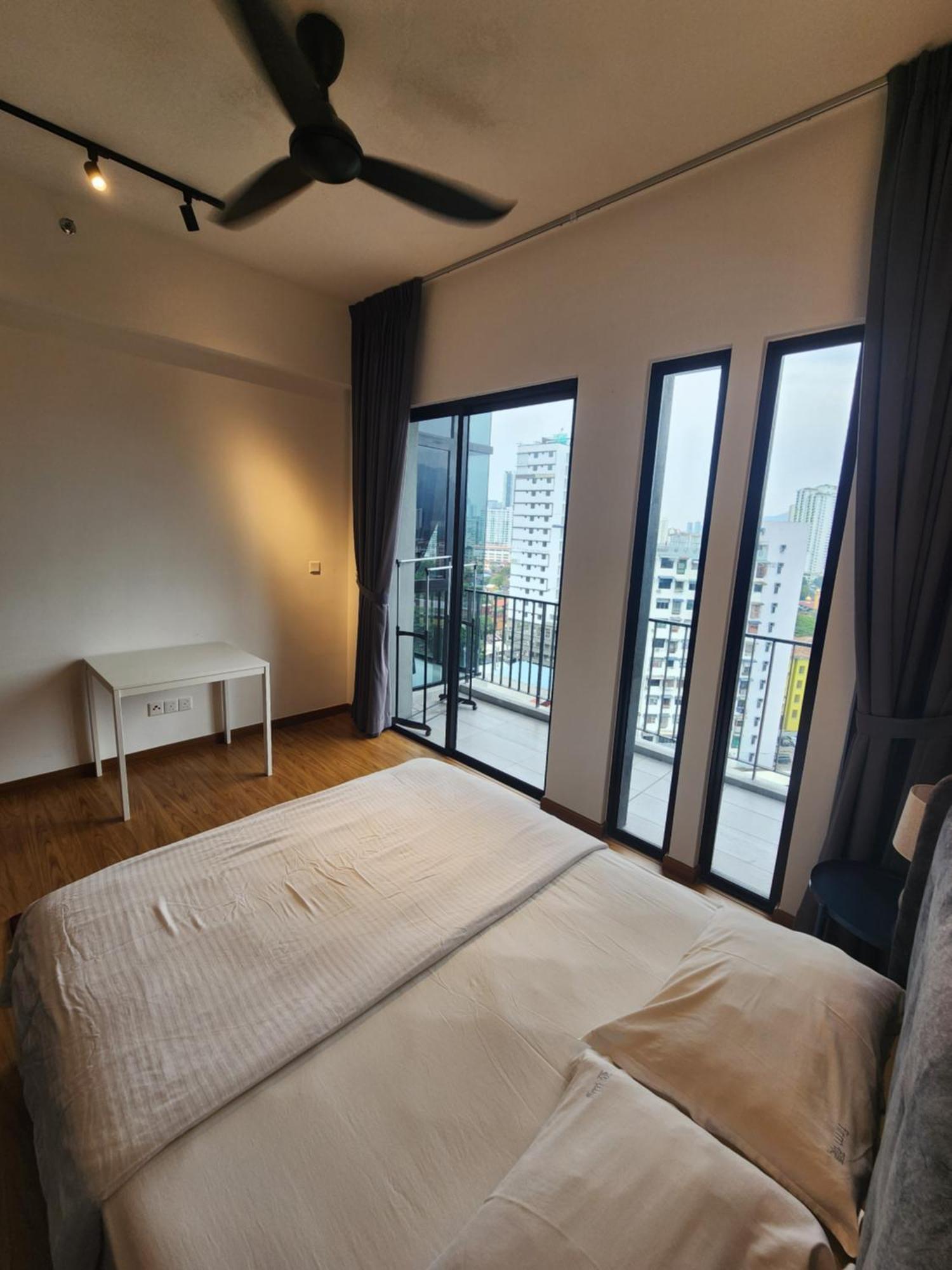 Beacon Executive Suites Джорджтаун Экстерьер фото